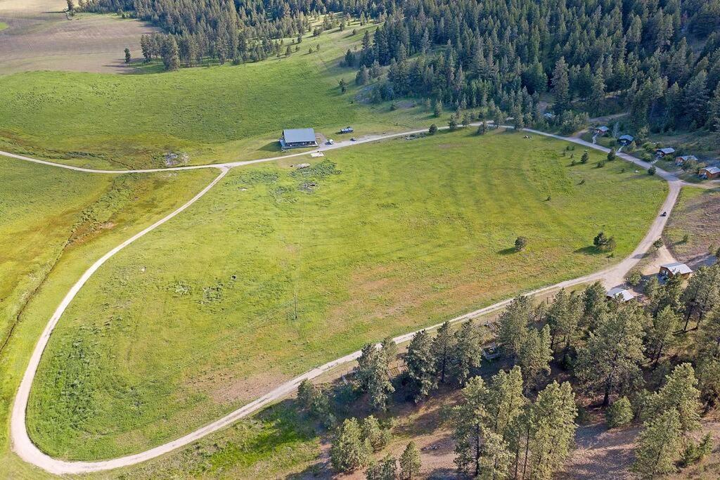 Wilderness Cabin - Eden Valley Oroville 外观 照片